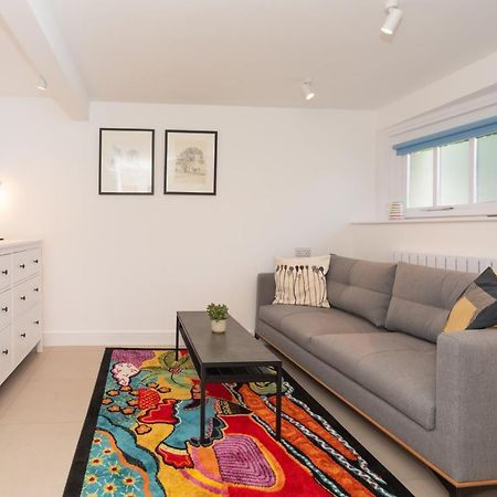 The Blue Door Apartment Бат Екстериор снимка